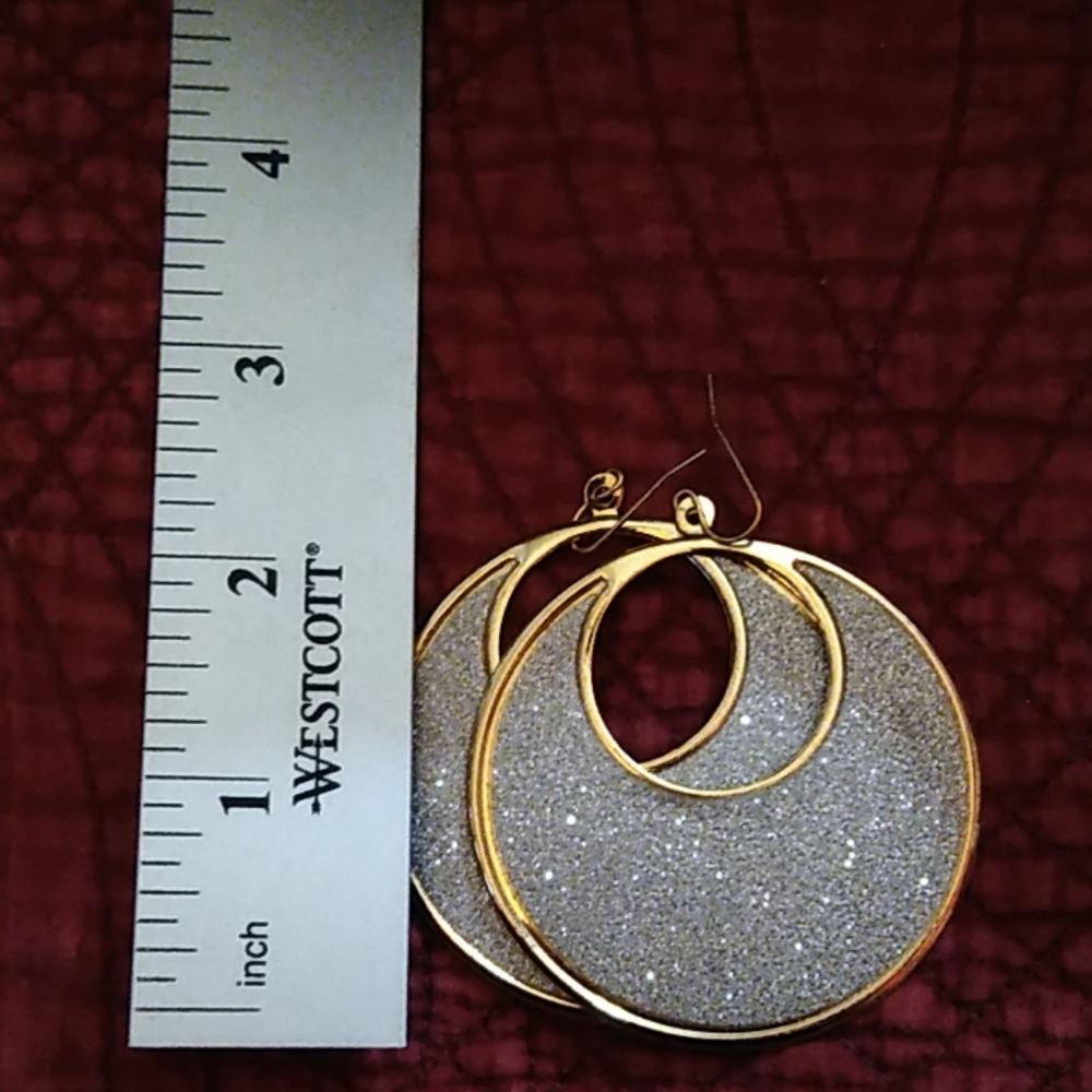 Jewelry - Picture 4 of 8